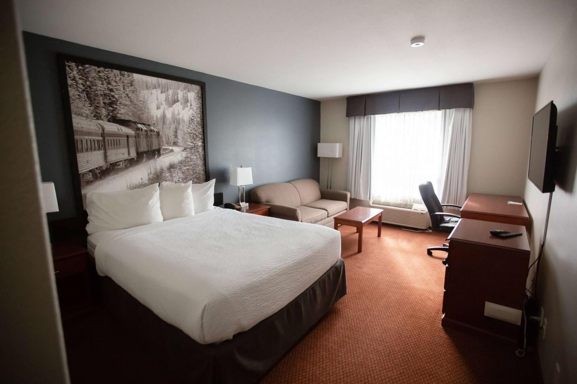 Super 8 By Wyndham Whitecourt Hotel Kültér fotó